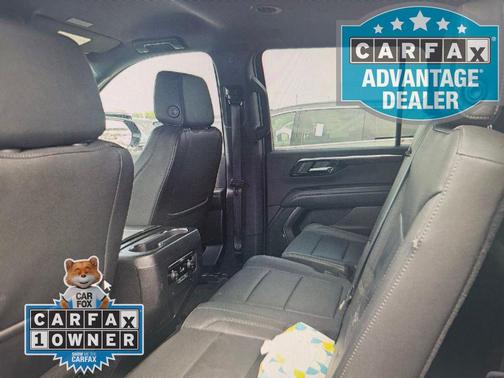 Black 2025 Chevrolet Suburban 4WD Z71