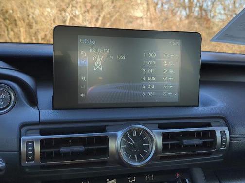 2022 Lexus IS 350 Base