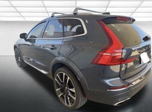 2018 Volvo XC60 Recharge Plug-In Hybrid T8 Inscription