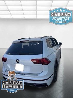 2022 Volkswagen Tiguan 2.0T SE R-Line Black