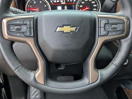 Mosaic Black Metallic 2023 Chevrolet Silverado 3500 High Country