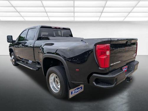 Mosaic Black Metallic 2023 Chevrolet Silverado 3500 High Country