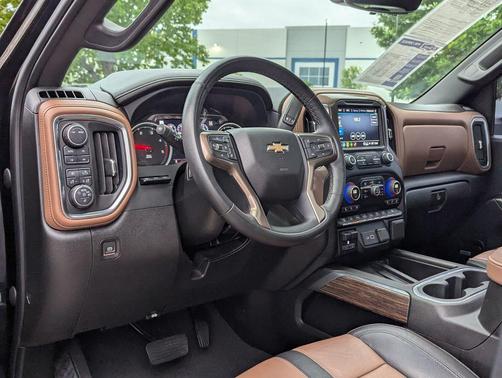Mosaic Black Metallic 2023 Chevrolet Silverado 3500 High Country