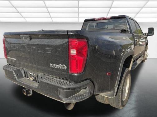 Mosaic Black Metallic 2023 Chevrolet Silverado 3500 High Country