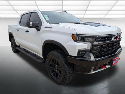 Summit White 2025 Chevrolet Silverado 1500 ZR2
