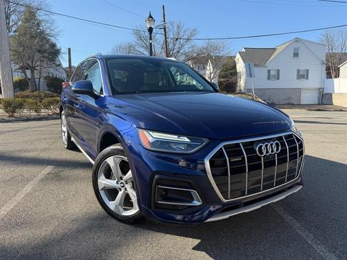 2021 Audi Q5 45 Premium Plus