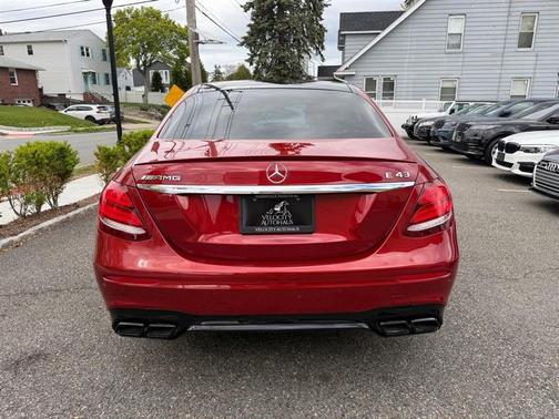 designo Cardinal Red Metallic 2018 Mercedes-Benz AMG E 43 4MATIC