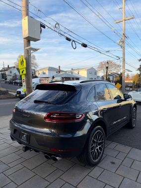 2018 Porsche Macan S