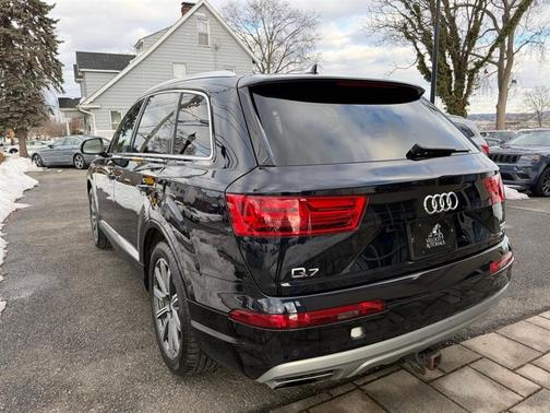2017 Audi Q7 3.0T Premium