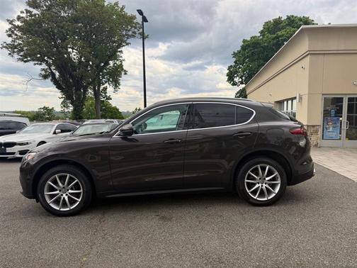 Basalto Brown Metallic 2019 Alfa Romeo Stelvio Ti Lusso