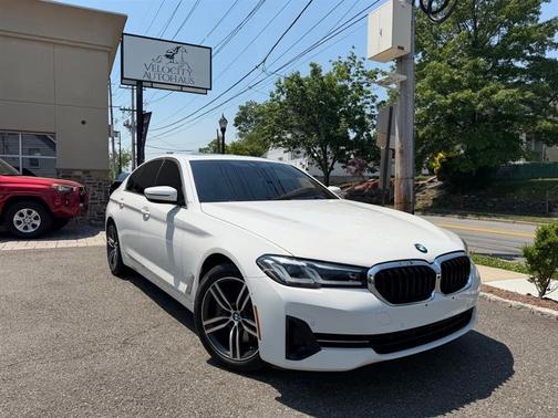 Alpine White 2021 BMW 540 xDrive