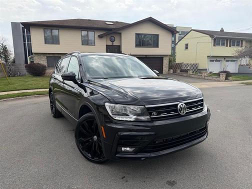 2021 Volkswagen Tiguan 2.0T SE R-Line Black 4MOTION