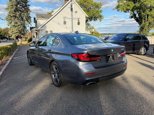 2021 BMW 530 xDrive