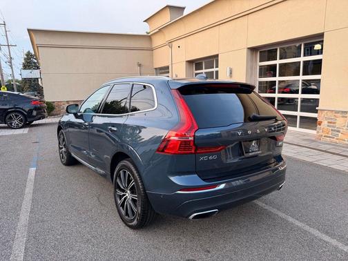 Denim Blue Metallic 2019 Volvo XC60 T5 Inscription