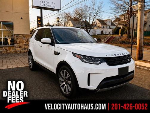 White 2019 Land Rover Discovery HSE LUXURY