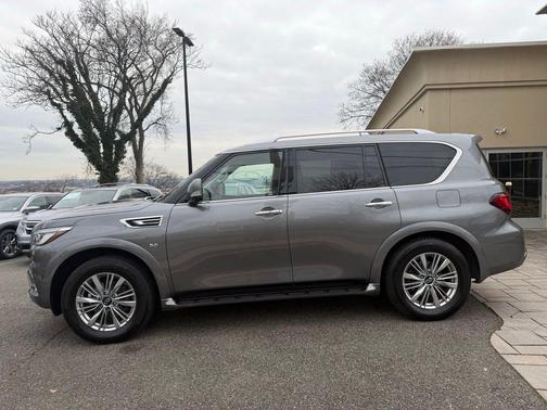 2018 INFINITI QX80 Base