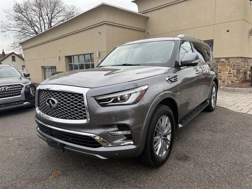 2018 INFINITI QX80 Base