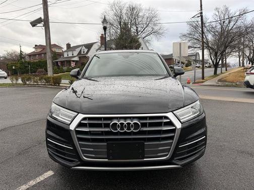 Black 2020 Audi Q5 45 Premium