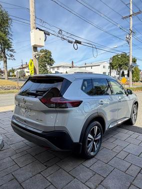 2021 Nissan Rogue SL
