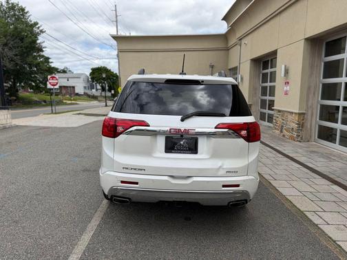 White Frost Tricoat 2017 GMC Acadia Denali