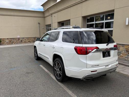 White Frost Tricoat 2017 GMC Acadia Denali