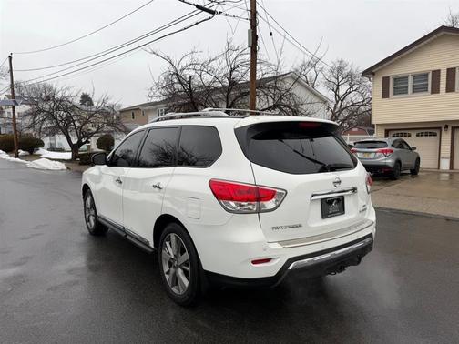 2013 Nissan Pathfinder Platinum