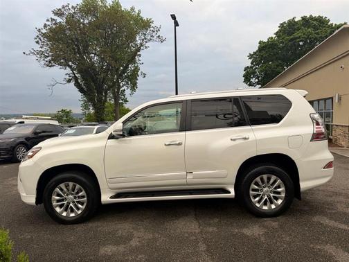 Starfire Pearl 2015 Lexus GX 460 Base