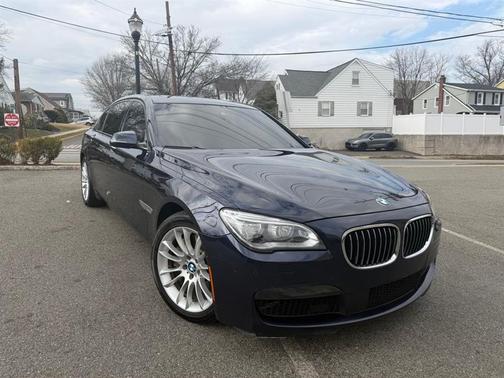 2013 BMW 750 Li xDrive