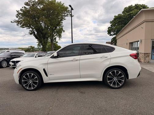 Alpine White 2018 BMW X6 xDrive35i