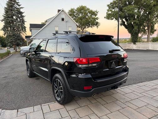 2021 Jeep Grand Cherokee Trailhawk