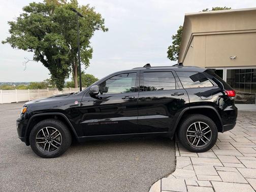 2021 Jeep Grand Cherokee Trailhawk