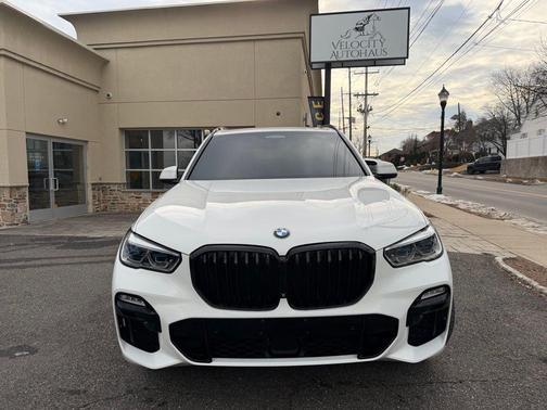 2020 BMW X5 M50i