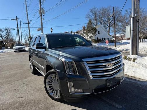 2019 Cadillac Escalade Platinum