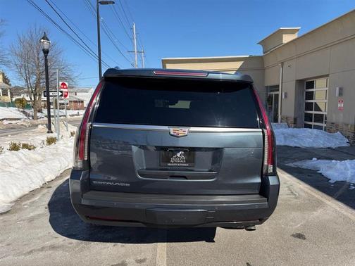 2019 Cadillac Escalade Platinum