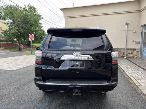 Midnight Black Metallic 2017 Toyota 4Runner Limited
