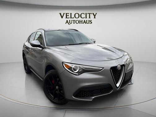 Stromboli Gray Metallic 2018 Alfa Romeo Stelvio Sport