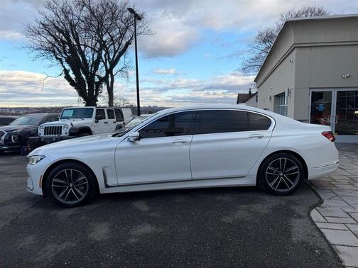 2020 BMW 750 i xDrive