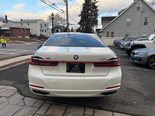 2020 BMW 750 i xDrive