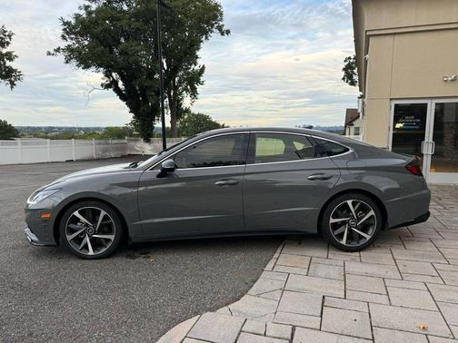 2021 Hyundai SONATA SEL Plus