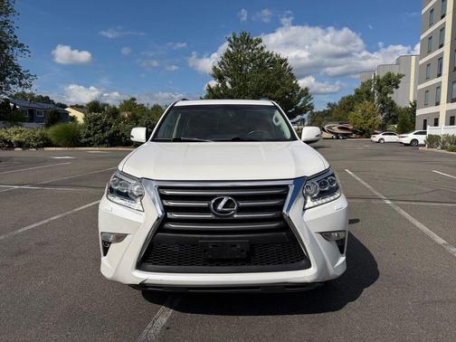 Starfire Pearl 2017 Lexus GX 460 Premium