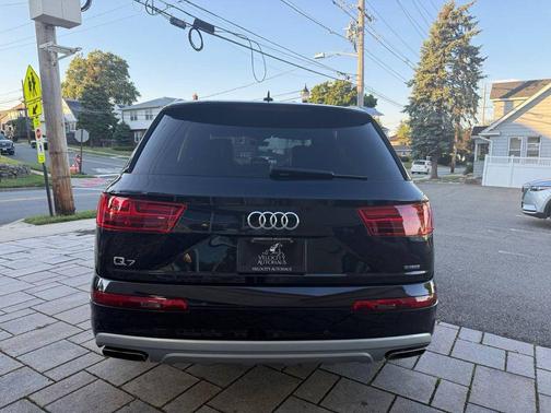 2020 Audi Q5 45 Premium Plus