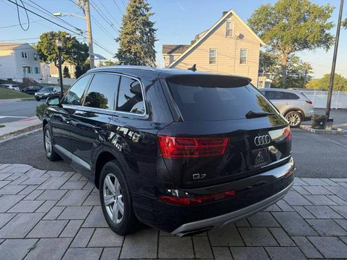 2020 Audi Q5 45 Premium Plus