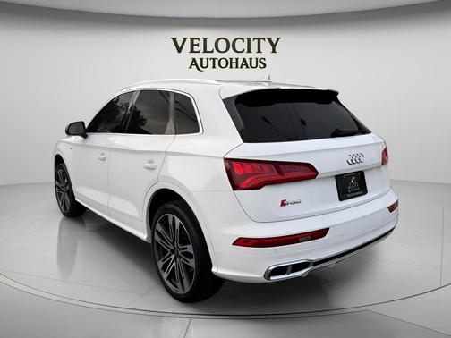 Ibis White 2018 Audi SQ5 3.0T Prestige
