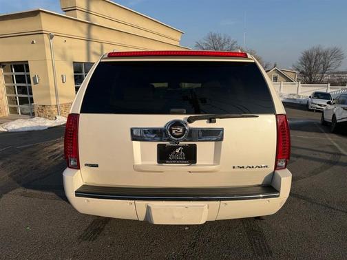 2011 Cadillac Escalade Premium