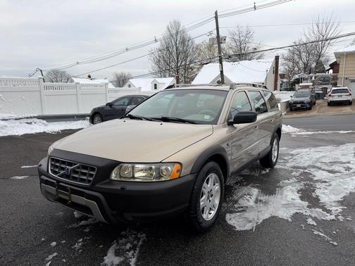 2005 Volvo XC70 2.5T