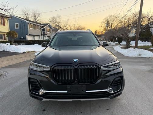 2020 BMW X7 xDrive40i