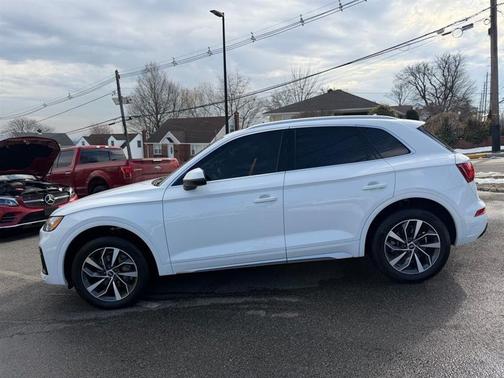 2021 Audi Q5 45 Premium Plus