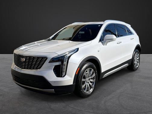 Crystal White Tricoat 2019 Cadillac XT4 Premium Luxury