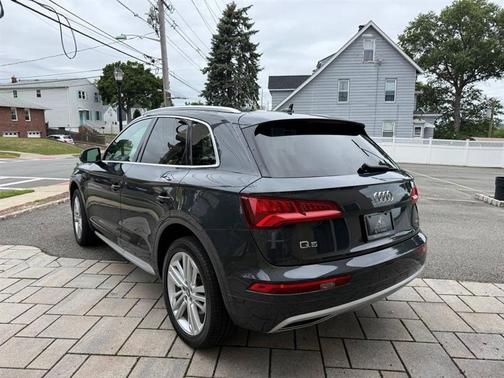 2020 Audi Q5 45 Premium Plus