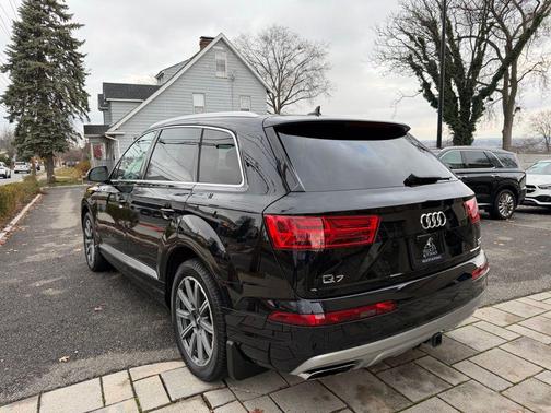 2017 Audi Q7 3.0T Premium